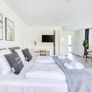 Limehome Friesenplatz - Digital Access Апарт-отель